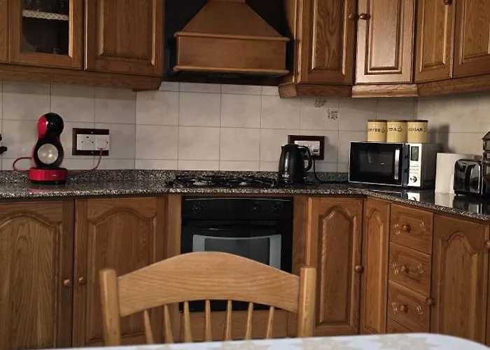 Lourdes House * San Ġwann